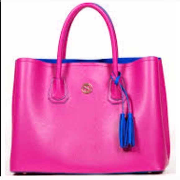 Tracy Negoshian Handbags - 🆕❤️HOST PICK❤️🌈Great travel bag Resort Bag